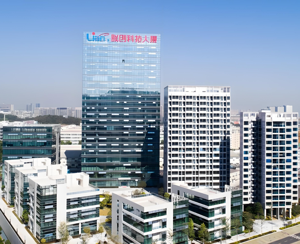 深圳聯(lián)創(chuàng)科技集團(tuán)有限公司。地址：深圳市龍崗區(qū)南灣街道布瀾路21號(hào)